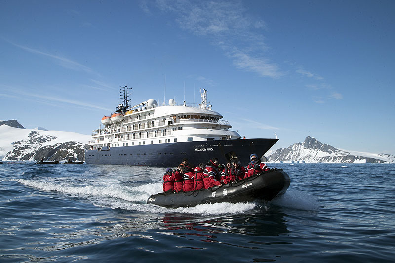 AQ1217PL05_island_sky-exterior-with-zodiac.jpg [© Last Frontiers Ltd]