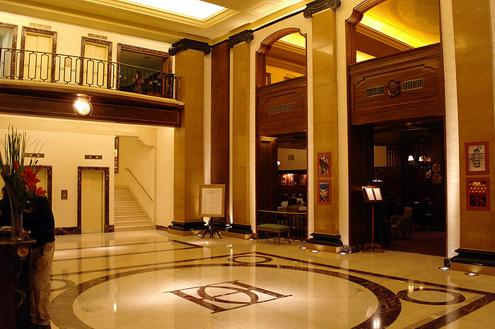 AR0512JL098_buenos-aires-claridge.jpg [© Last Frontiers Ltd]