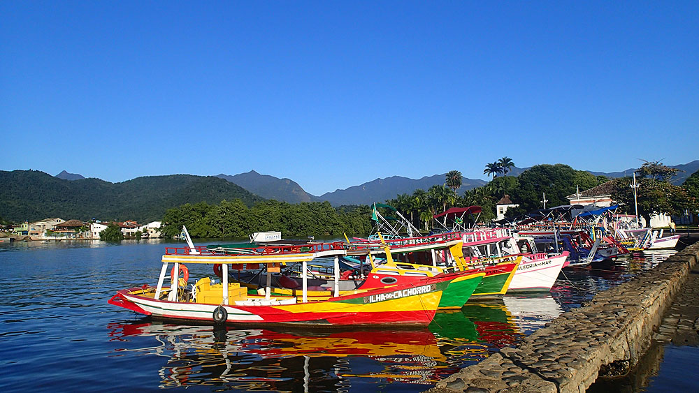 BR0519NR0878_paraty.jpg [© Last Frontiers Ltd]