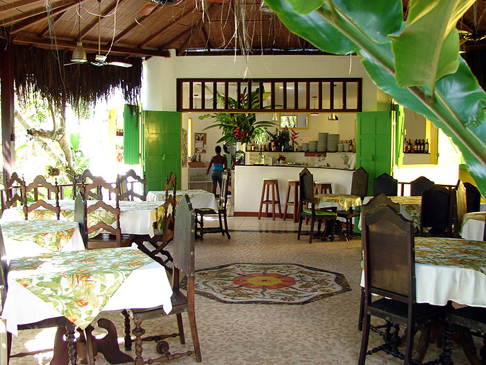 BR10BL_santa-clara-boipeba-restaurant.jpg [© Last Frontiers Ltd]