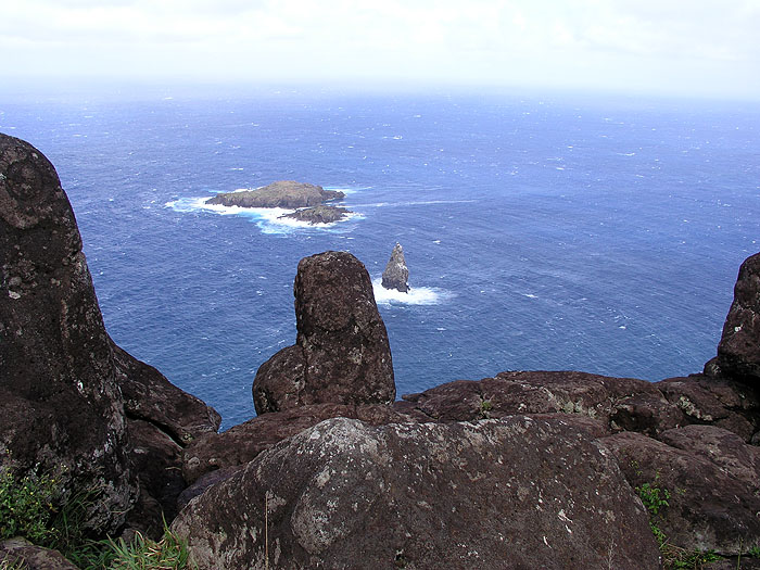 CH0806RB294_casasrapanui.jpg [© Last Frontiers Ltd]