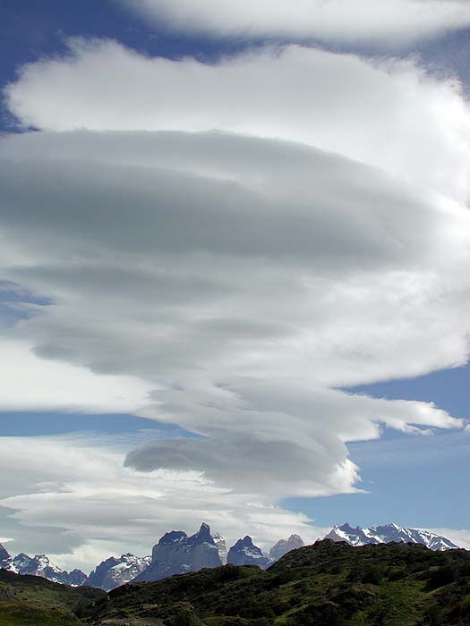 CH1101RH0446_Torres_del_Paine.jpg [© Last Frontiers Ltd]