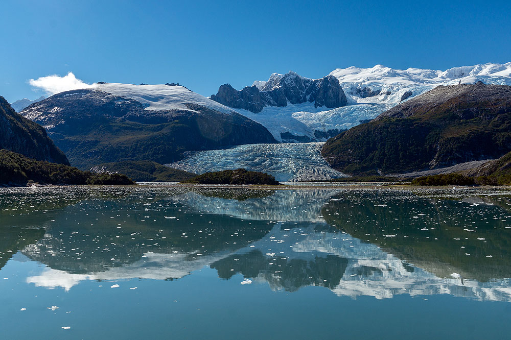 CL0319HG291_australis-pia-glacier.jpg [© Last Frontiers Ltd]