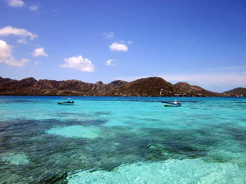 CO0216CB242_providencia-island-boat-tour-crab-caye.jpg [© Last Frontiers Ltd]