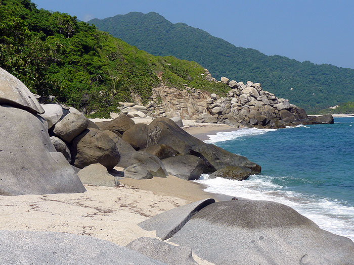 CO0907EP369_tayrona_ecohabs.jpg [© Last Frontiers Ltd]