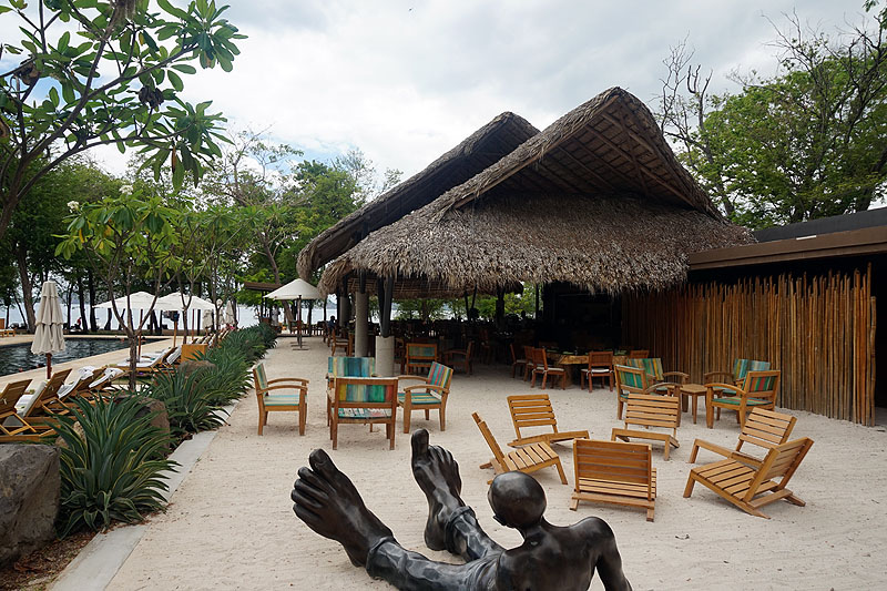 CR0418HG0858_el-mangroove-beach-bar.jpg [© Last Frontiers Ltd]