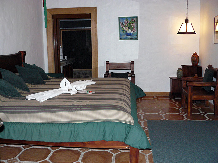 CR0508SM154_bosque-de-paz-junior-suite.jpg [© Last Frontiers Ltd]