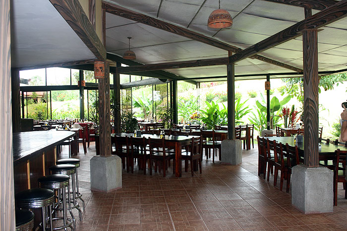 CR0509ED725_restaurant-volcano-inn.jpg [© Last Frontiers Ltd]