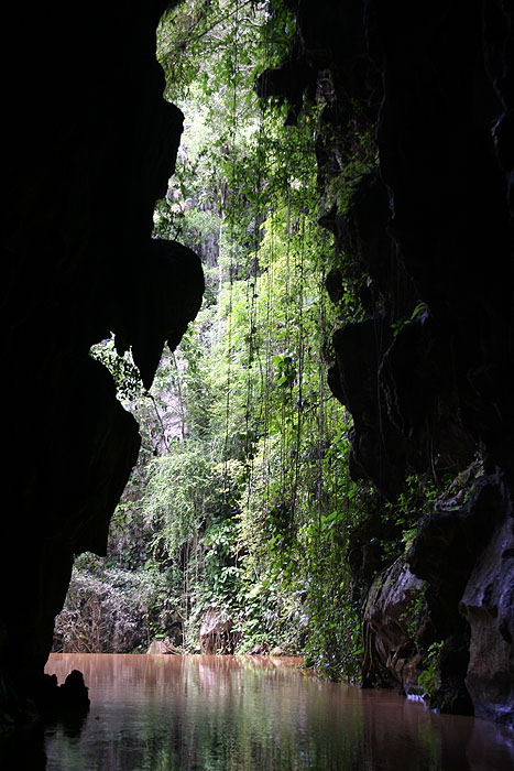 CU0705EP150_cueva_del_indio.jpg [© Last Frontiers Ltd]