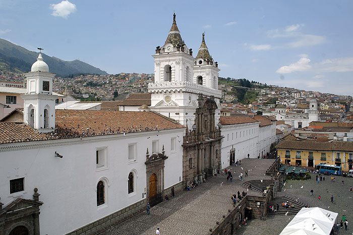 EC1012JL267_quito-santo-domingo.jpg [© Last Frontiers Ltd]