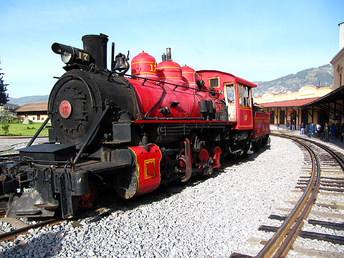 EC1112OF010_quito-train-station.jpg [© Last Frontiers Ltd]