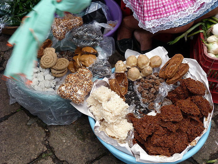 SV0913SM0431_san-salvador-central-market.jpg [© Last Frontiers Ltd]