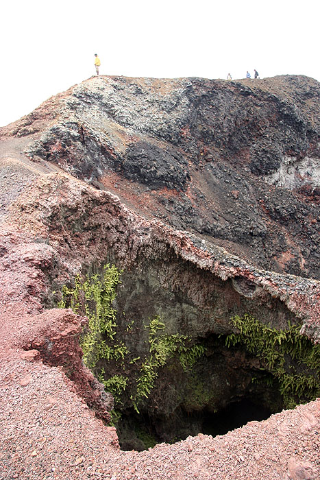 GP0908EP142_isabela-sierra-negra.jpg [© Last Frontiers Ltd]