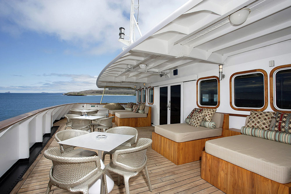 GP1014SG013_silver-galapagos-aft-deck.jpg [© Last Frontiers Ltd]