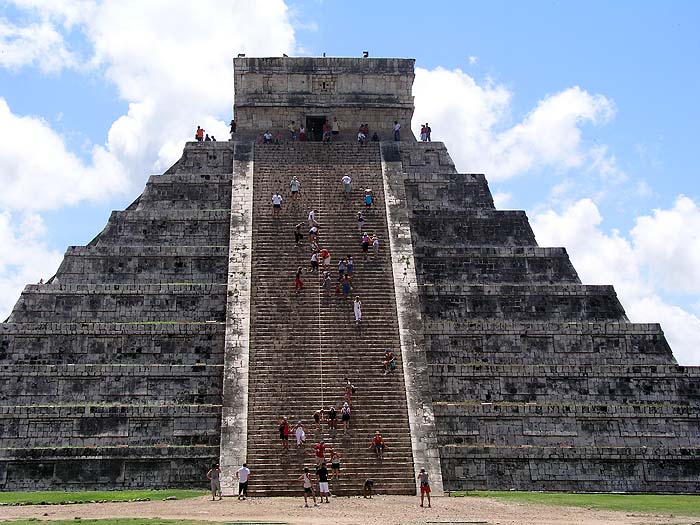 MX0804RB083_chichen_itza.jpg [© Last Frontiers Ltd]