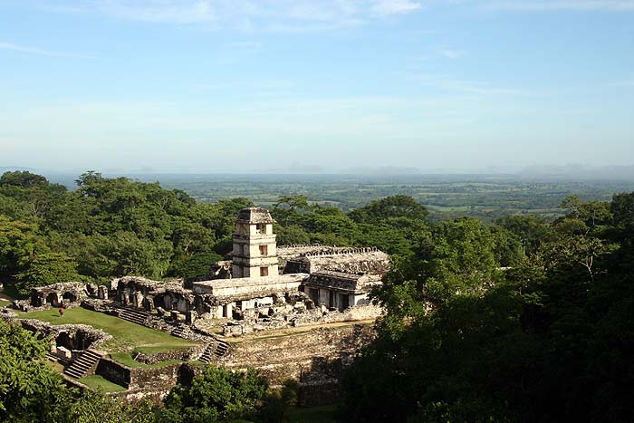 MX0906EP287_palenque.jpg [© Last Frontiers Ltd]