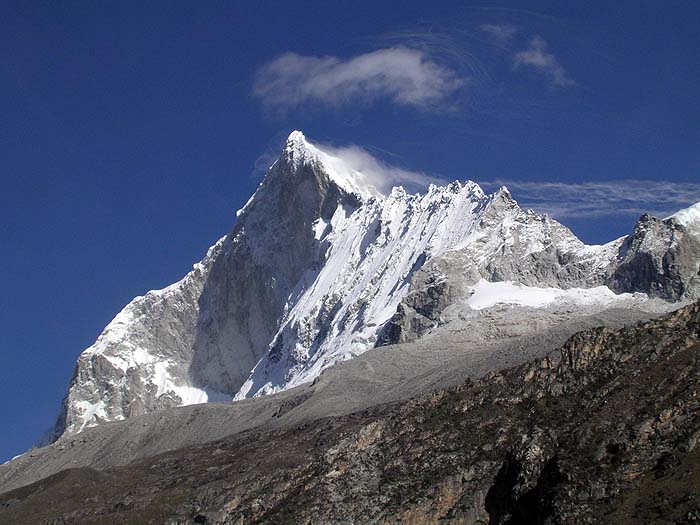 PE0405AE319_cordillera_blanca.jpg [© Last Frontiers Ltd]