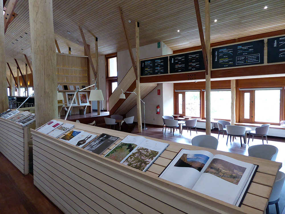 PE1018SM141_explora-valle-sagrado-briefing-area.jpg [© Last Frontiers Ltd]