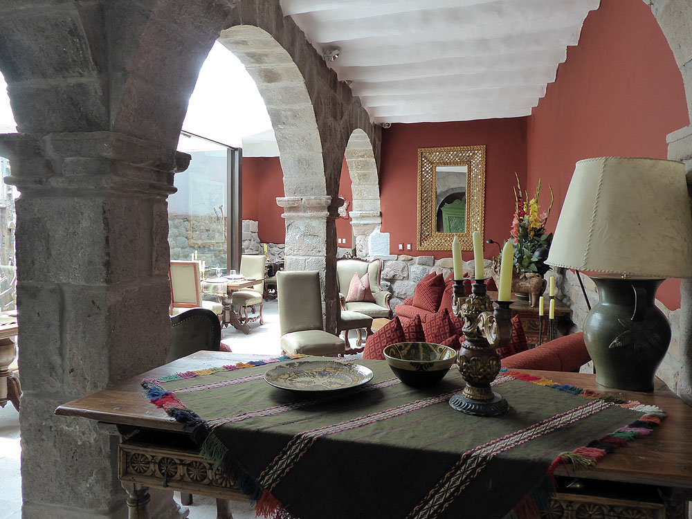 PE1018SM374_cusco-la-casona.jpg [© Last Frontiers Ltd]