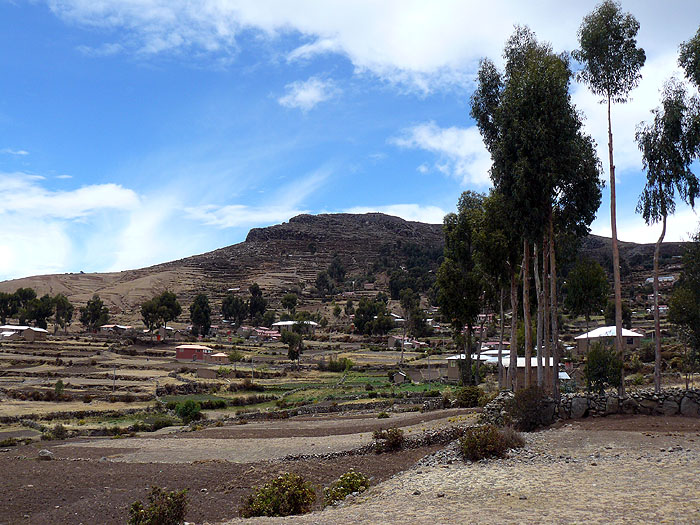 PE1109SM078_amantani-lake-titicaca.jpg [© Last Frontiers Ltd]