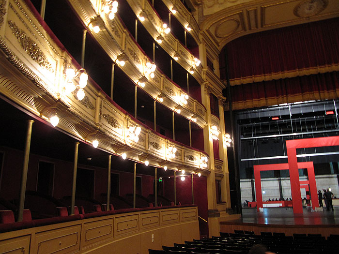 UR0511OF093_teatro-solis-montevideo.jpg [© Last Frontiers Ltd]