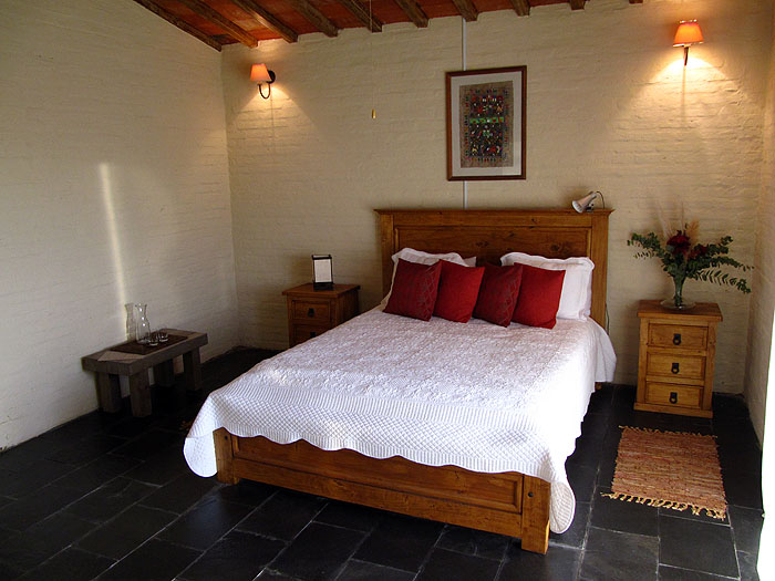 UR0511OF257_miradores-de-la-laguna-bedroom.jpg [© Last Frontiers Ltd]